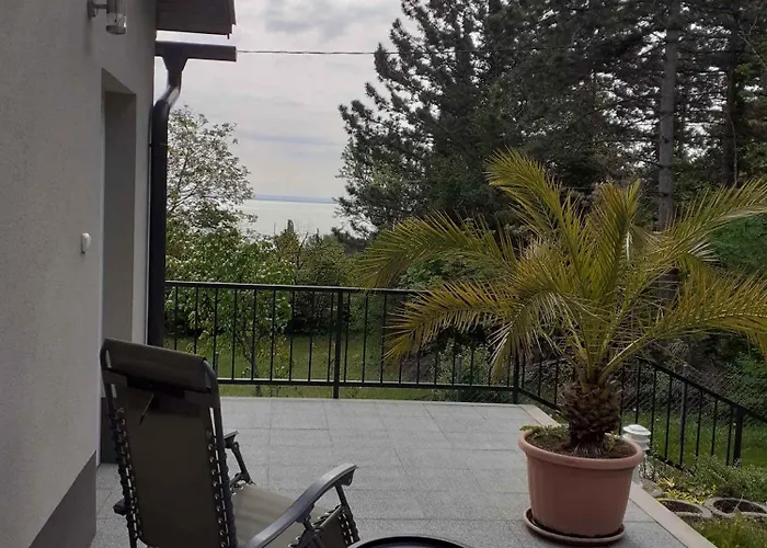 In 42286 Semesterbostad Balatongyörök